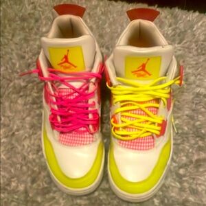 Air Jordan 4 Retro
